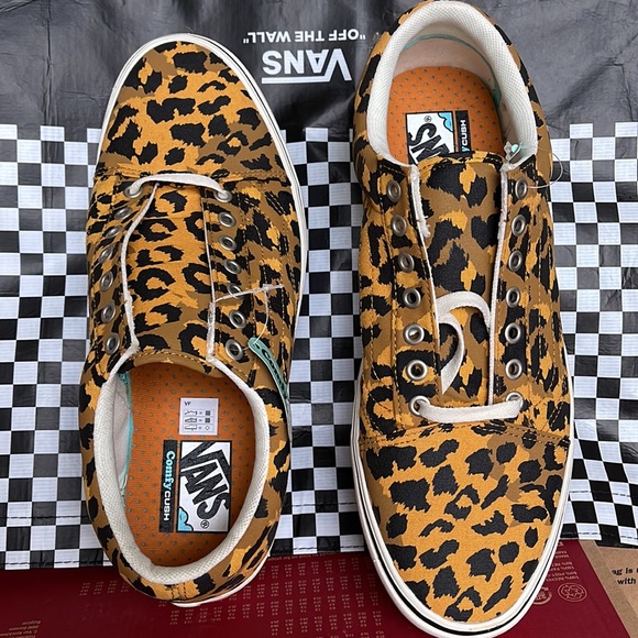 Vans Comfycush Old Skool Leopard Golden Brown /Golden Glow Men’s sneakers - Picture 13 of 16